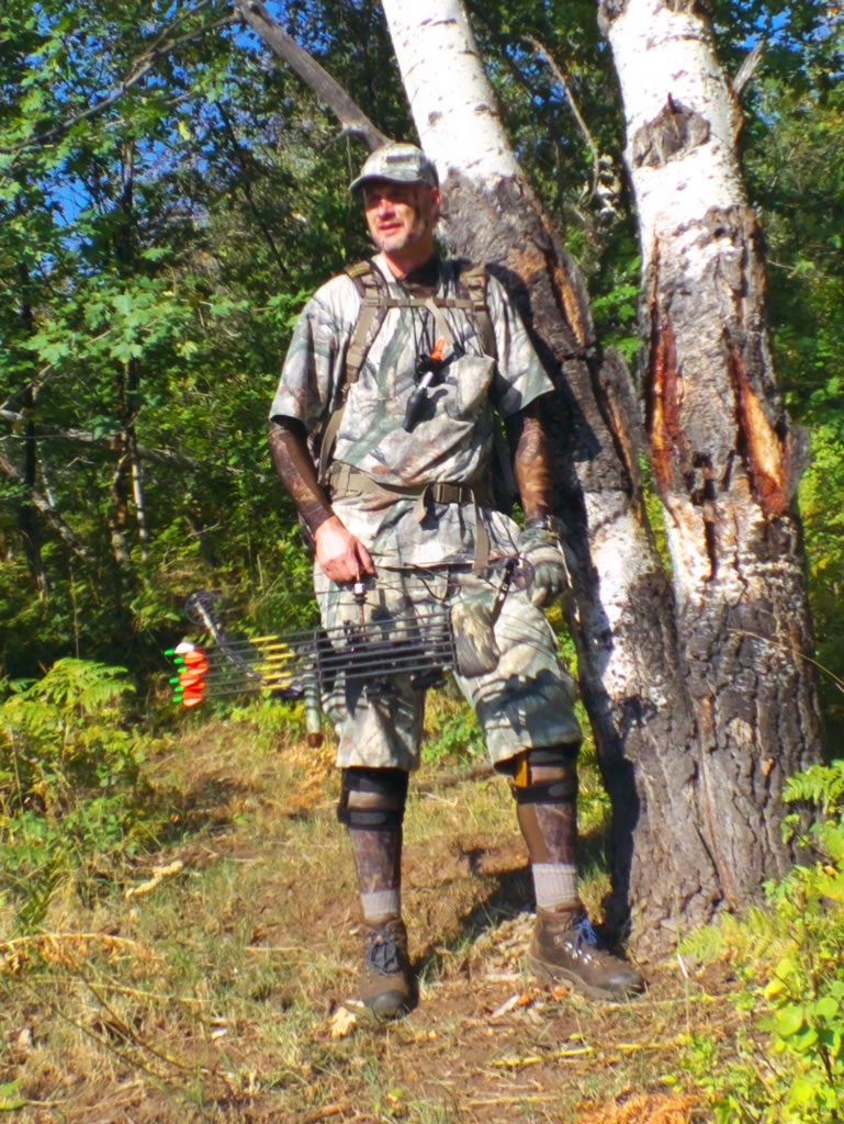 Archery elk hunting with Mossy Oak TreeStand Camo in Quaking Aspens
