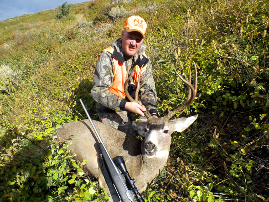 Weston with his 2011 mule deer