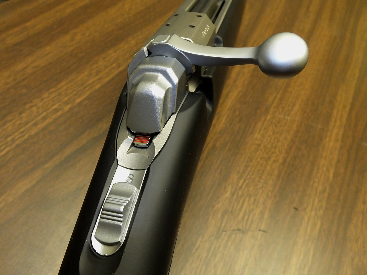 X-Bolt 60 Degree Bolt Lift