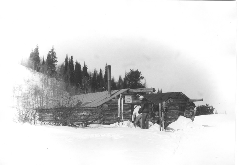 Smith Cabins ar Durst Mountain CWMU