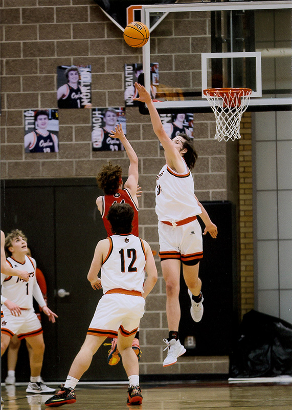 Block with Left Hand