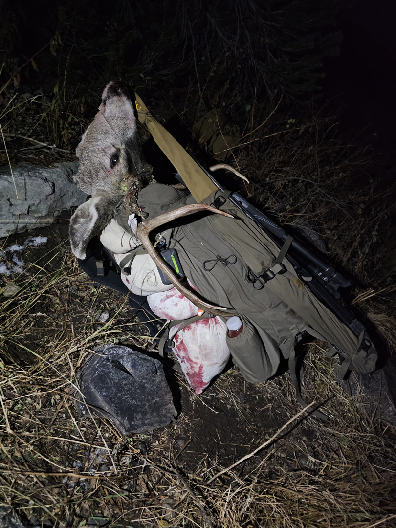 Browning Monroe backpack loaded with mule deer buck
